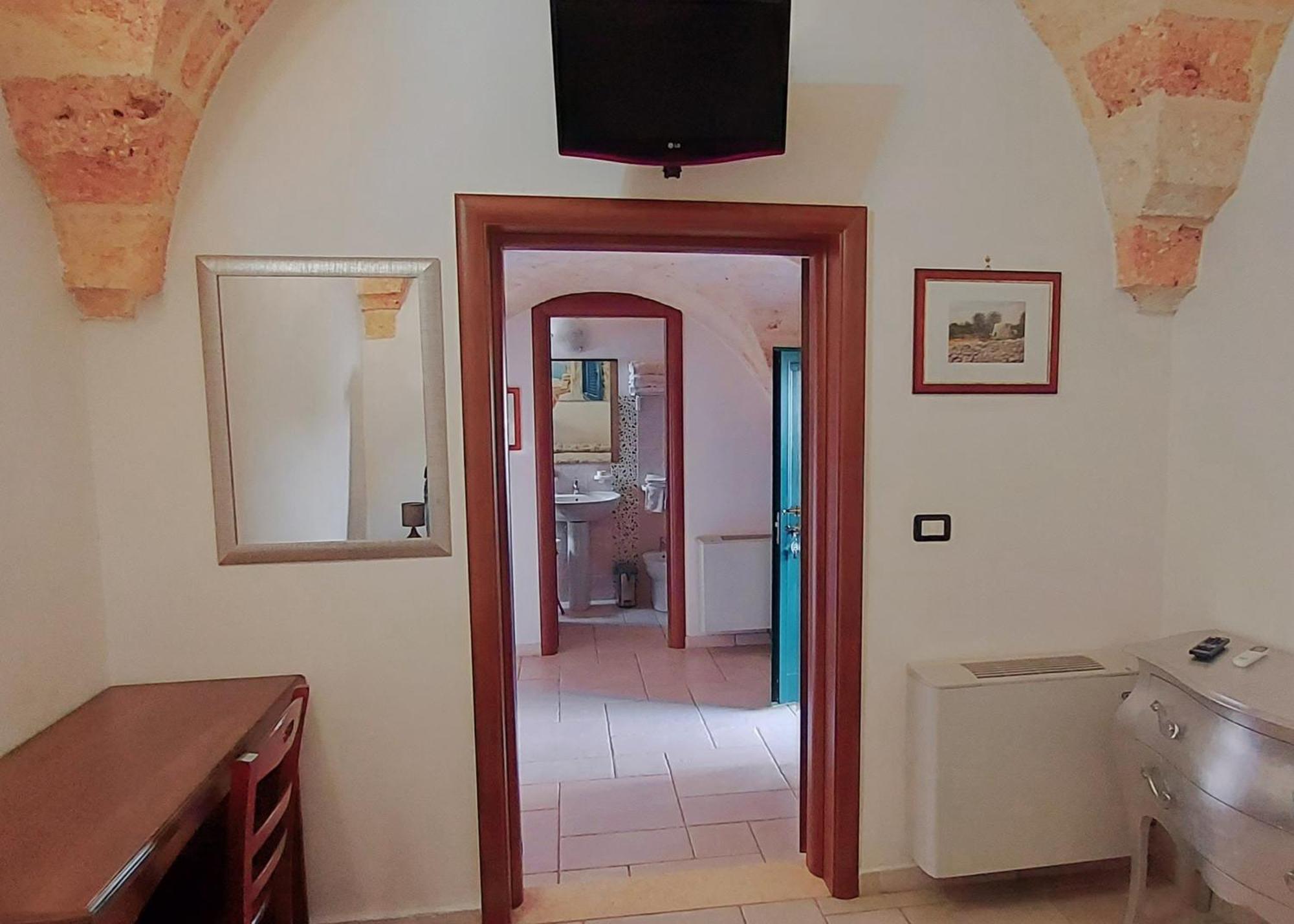 Masseria San Nicola B&B Torre Santa Susanna Exterior foto