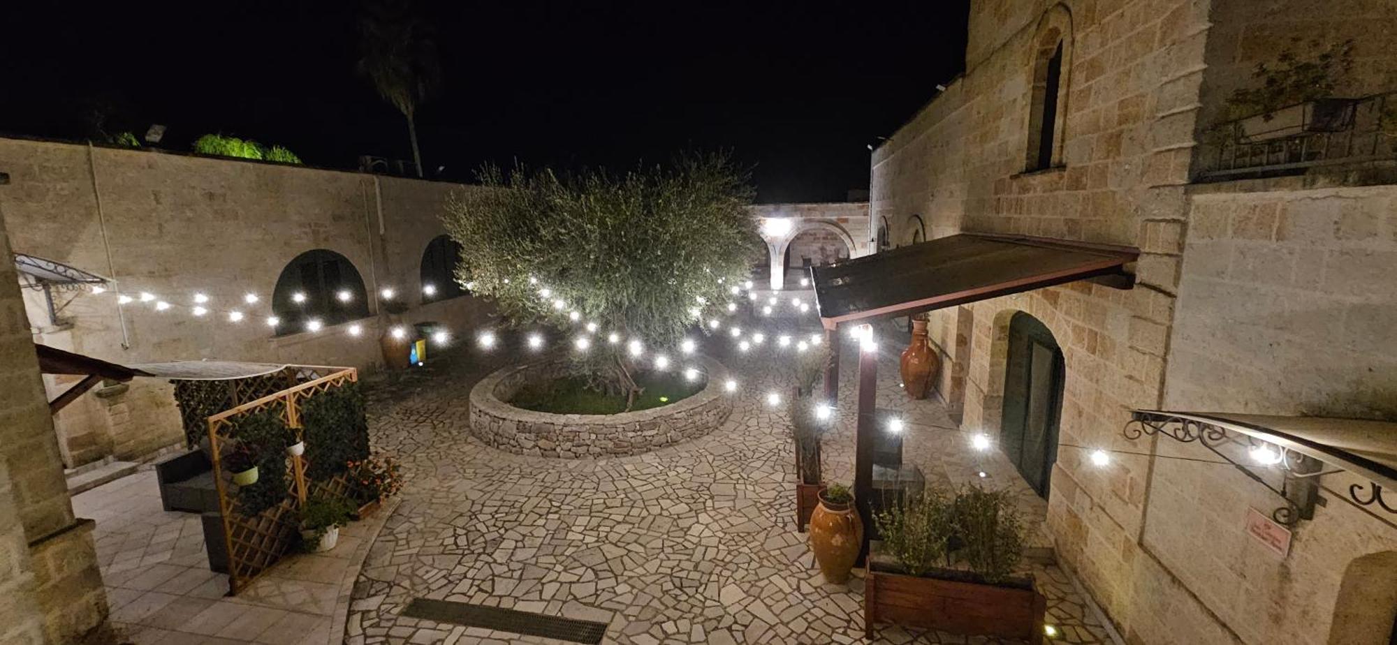 Masseria San Nicola B&B Torre Santa Susanna Exterior foto